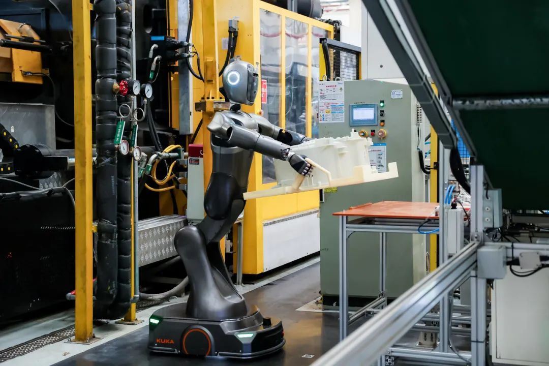 首個智能體工廠獲世界紀錄認證，美的引領智能制造范式躍遷